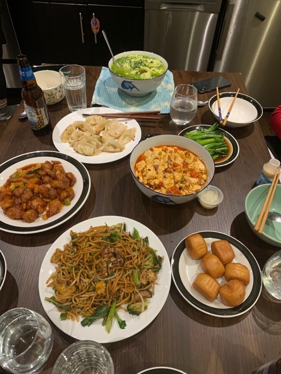 友人とLunar New Yearをお祝いした食事の写真